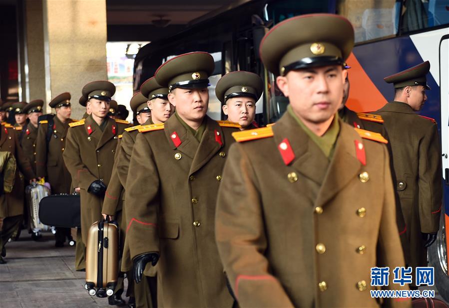 （社會）（5）朝鮮國家功勛合唱團和牡丹峰樂團抵京